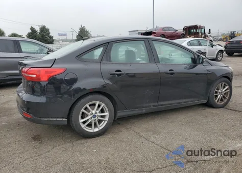 2016 Ford Focus Se z USA, uszkodzony, nr VIN 1FADP3F28GL348974